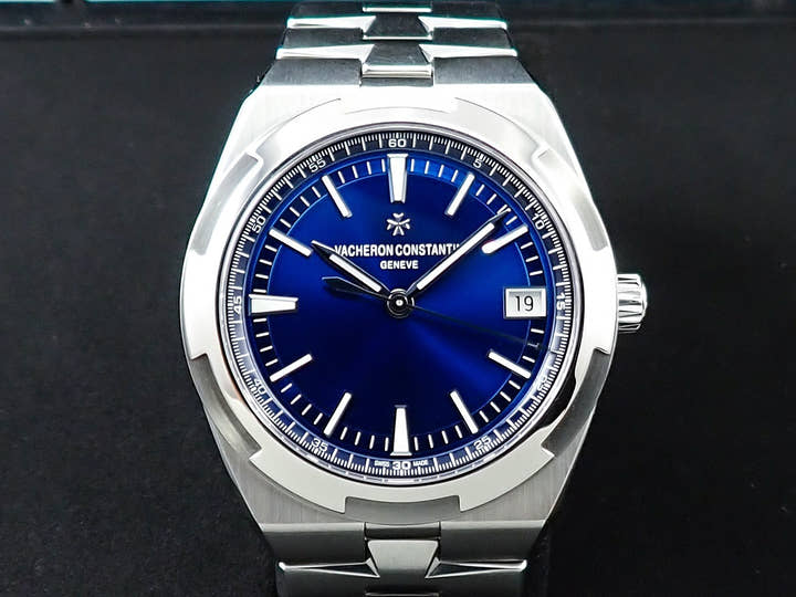 ヴァシュロンコンスタンタン オーヴァーシーズ Ref.4500V/110A-B128 ブルー文字盤 未使用 M8312789