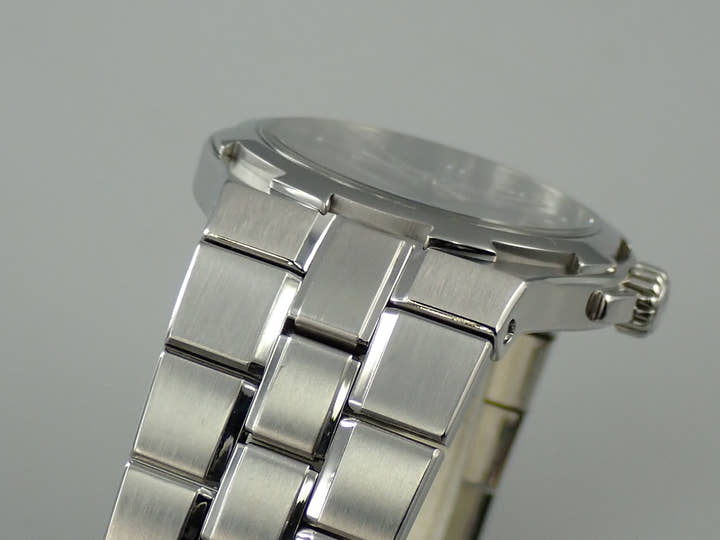 ヴァシュロンコンスタンタン オーヴァーシーズ Ref.42042/423A グレー文字盤 中古 4VU06003