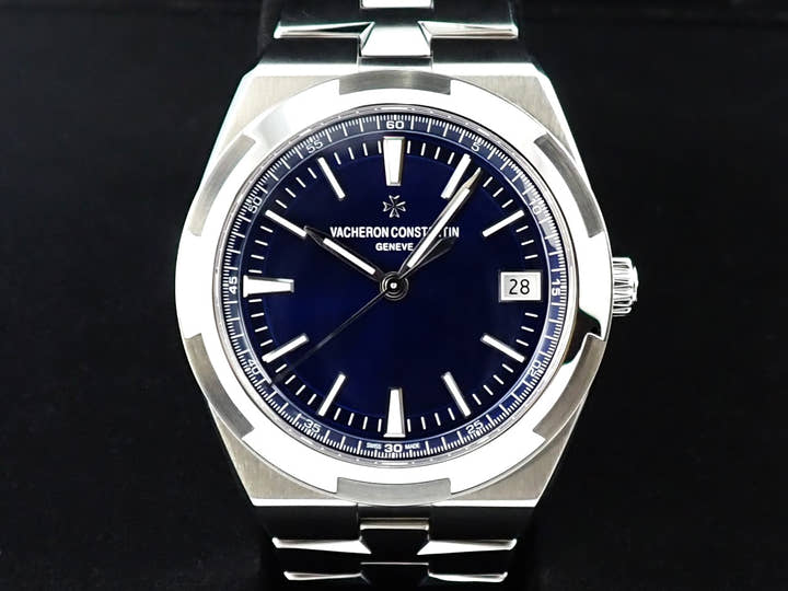 ヴァシュロンコンスタンタン オーヴァーシーズ Ref.4500V/110A-B128 ブルー文字盤 中古 S7276353