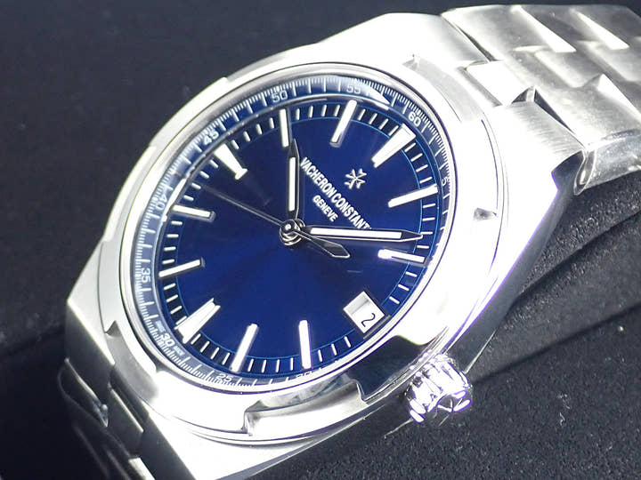 ヴァシュロンコンスタンタン オーヴァーシーズ Ref.4500V/110A-B128 ブルー文字盤 未使用 overseas-40
