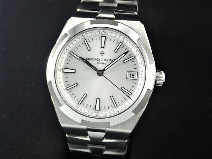 ヴァシュロンコンスタンタン オーヴァーシーズ Ref.4500V/110A-B126 シルバー文字盤 新品 overseas-41