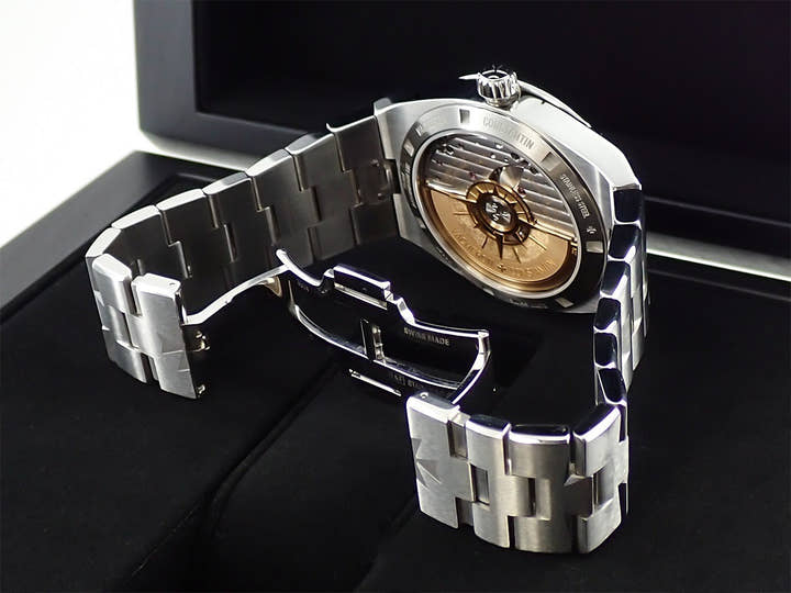 ヴァシュロンコンスタンタン オーヴァーシーズ Ref.4500V/110A-B483 ブラック文字盤 美中古 T1VJ6PUR