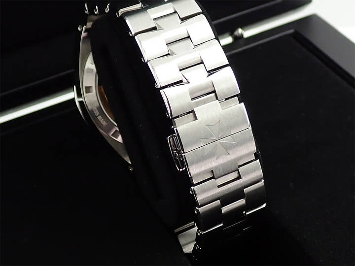 ヴァシュロンコンスタンタン オーヴァーシーズ Ref.4500V/110A-B483 ブラック文字盤 美中古 T1VJ6PUR
