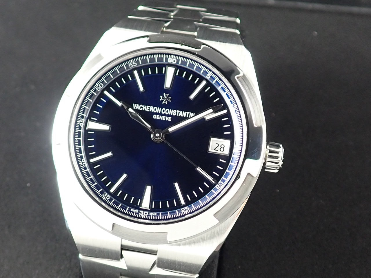 Vacheron Constantin Overseas Blue Dial Ref.4500V/110A-B128