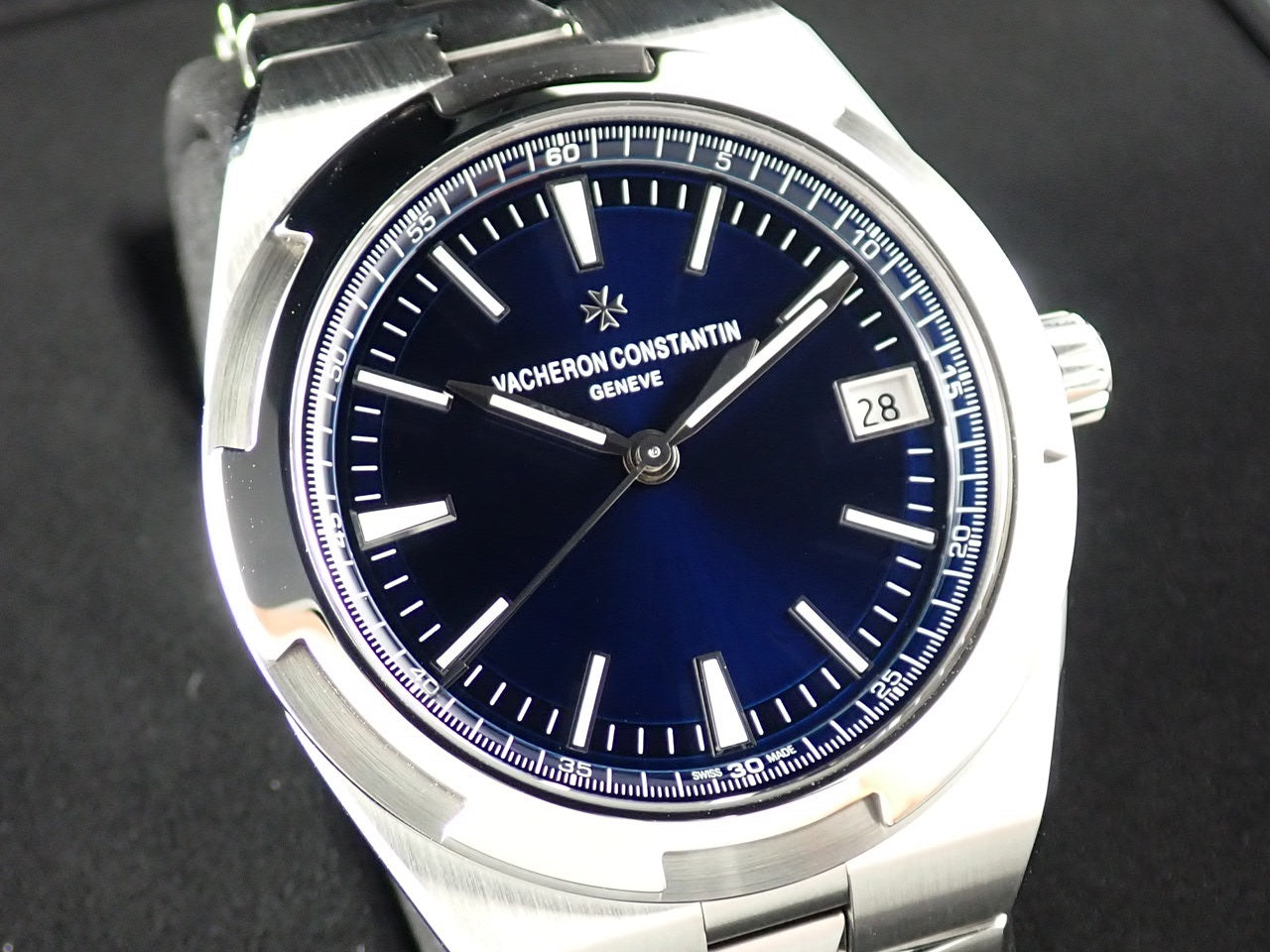 Vacheron Constantin Overseas Blue Dial Ref.4500V/110A-B128