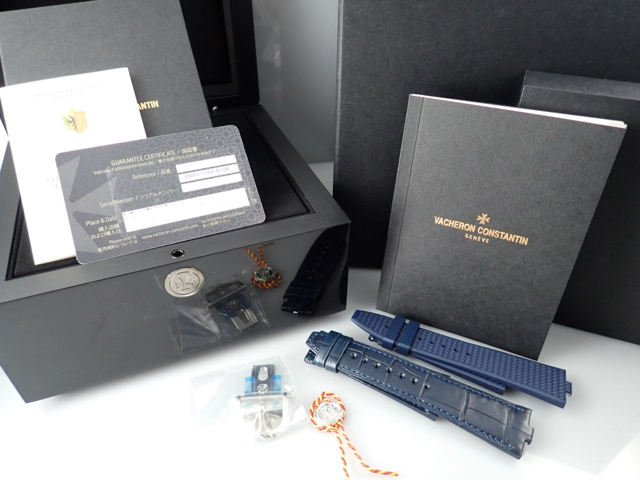 Vacheron Constantin Overseas Blue Dial Ref.4500V/110A-B128