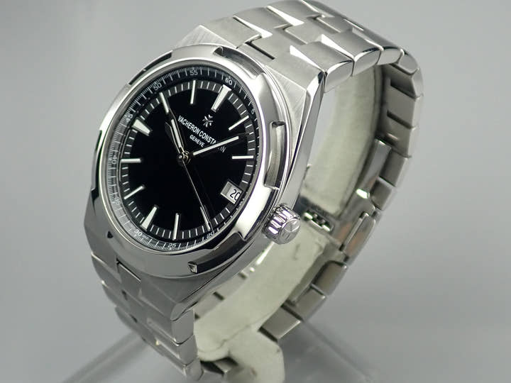 ヴァシュロンコンスタンタン オーヴァーシーズ Ref.4500V/110A-B483 ブラック文字盤 中古 overseas-53