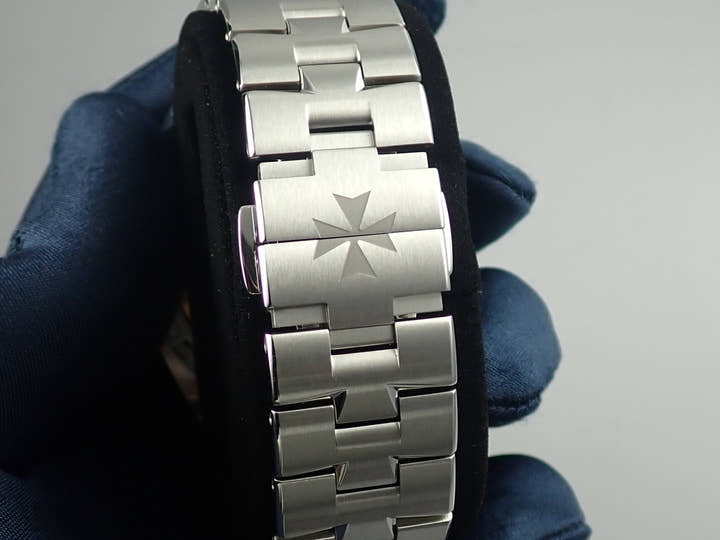 ヴァシュロンコンスタンタン オーヴァーシーズ Ref.4500V/110A-B128 ブルー文字盤 未使用 overseas-58