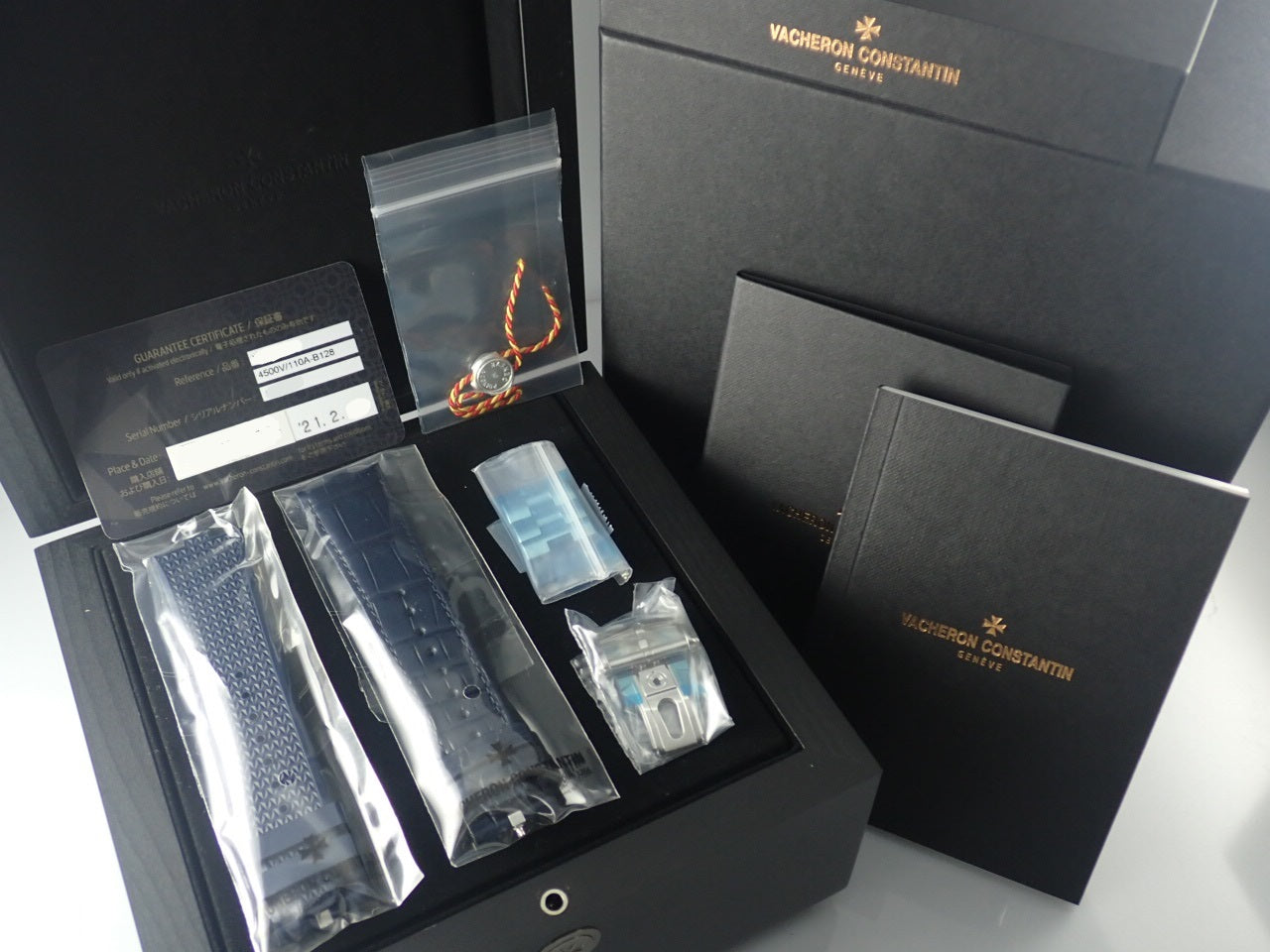 Vacheron Constantin Overseas Blue Dial [Unused] &lt;Warranty, Box, etc.&gt;