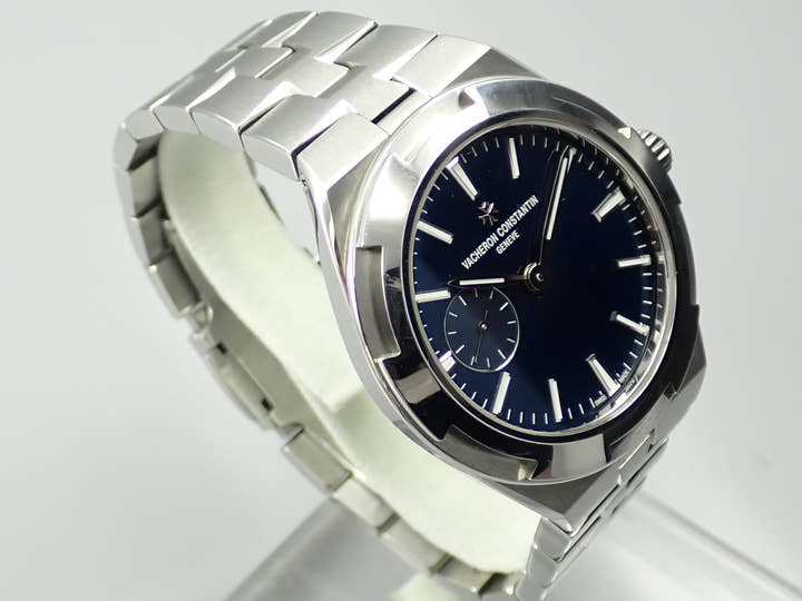 Vacheron Constantin Overseas Ref.2300V/100A-B170 Blue Dial Used K23M6822