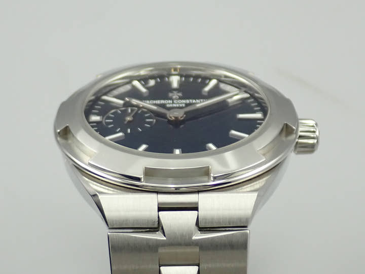 Vacheron Constantin Overseas Ref.2300V/100A-B170 Blue Dial Used K23M6822