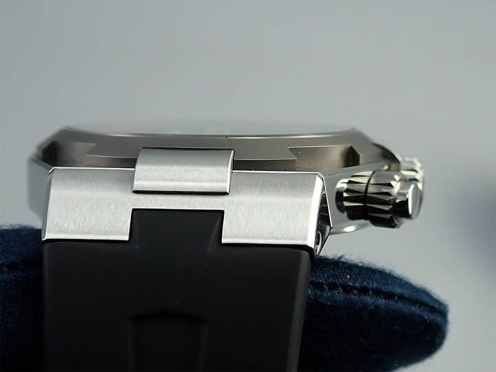 ヴァシュロンコンスタンタン オーヴァーシーズ クロノグラフ Ref.49150/000W-9015 グレー文字盤 美品 5PAS3703