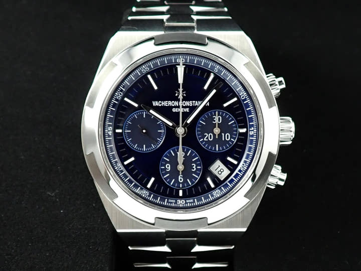 ヴァシュロンコンスタンタン オーヴァーシーズ クロノグラフ Ref.5500V/110A-B148 ブルー文字盤 中古 5AZCTYL6
