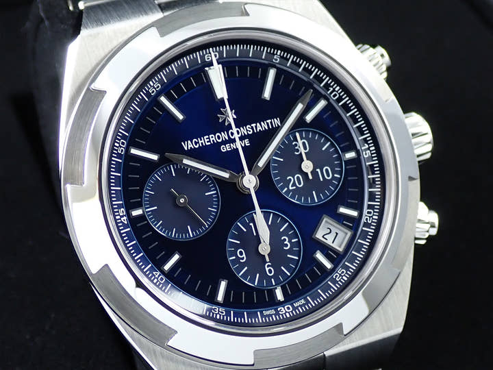 ヴァシュロンコンスタンタン オーヴァーシーズ クロノグラフ Ref.5500V/110A-B148 ブルー文字盤 未使用 3J560MTJ