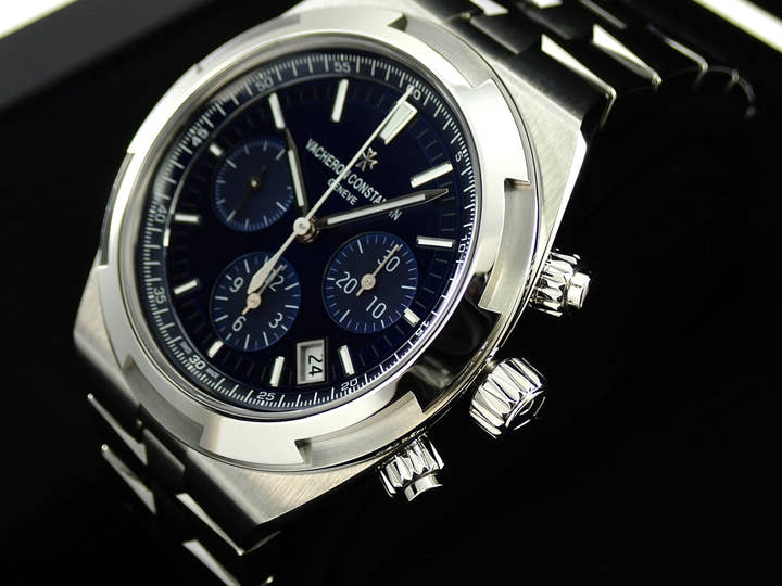 ヴァシュロンコンスタンタン オーヴァーシーズ クロノグラフ Ref.5500V/110A-B148 ブルー文字盤 未使用 6A6TRHH0