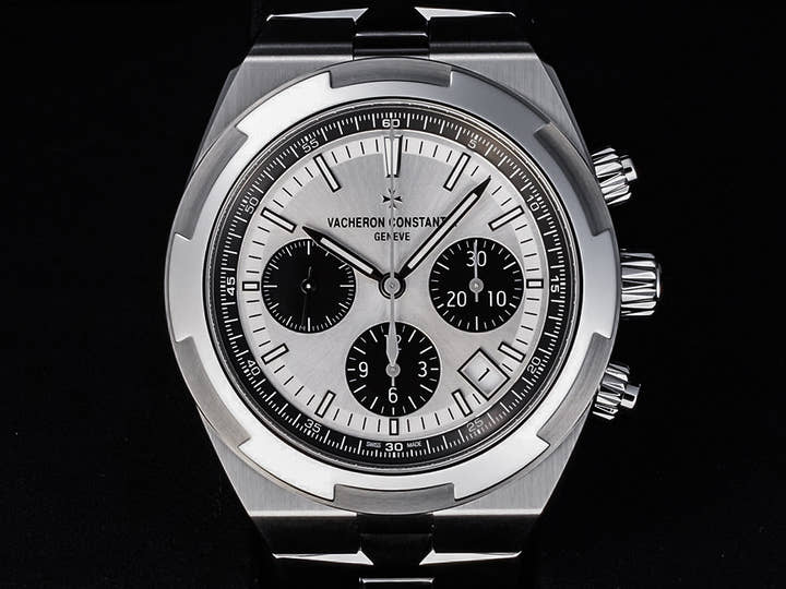 Vacheron Constantin Overseas Chronograph Ref.5520V/210A-B686 Silver Dial Unused 8F0PU535