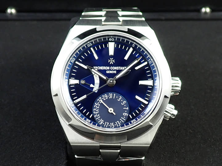 ヴァシュロンコンスタンタン オーヴァーシーズ デュアルタイム Ref.7900V/110A-B334 ブルー文字盤 未使用 90JWR070
