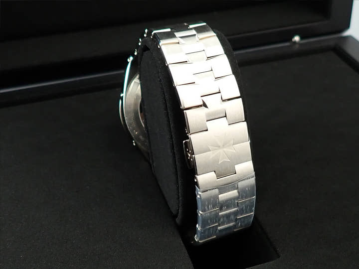 ヴァシュロンコンスタンタン オーヴァーシーズ エクストラフラット パーペチュアルカレンダー スケルトン Ref.4300V/120G-B946 スケルトン文字盤 新品 P47FW4F0