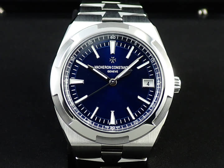 ヴァシュロンコンスタンタン オーヴァーシーズ Ref.4500V/110A-B128 ブルー文字盤 未使用 J6333969