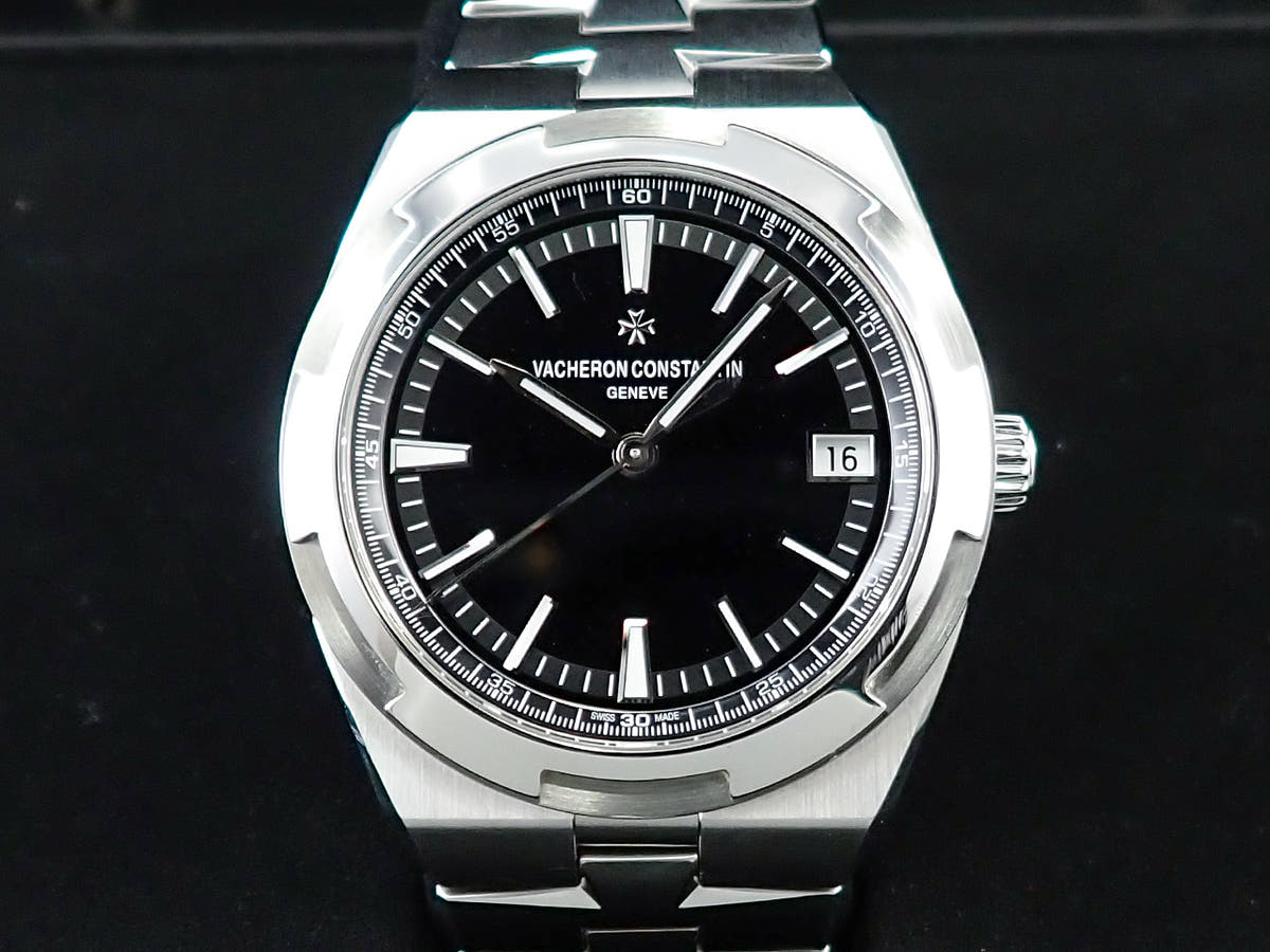 ヴァシュロンコンスタンタン オーヴァーシーズ Ref.4500V/110A-B483 ブラック文字盤 中古 V1S81184