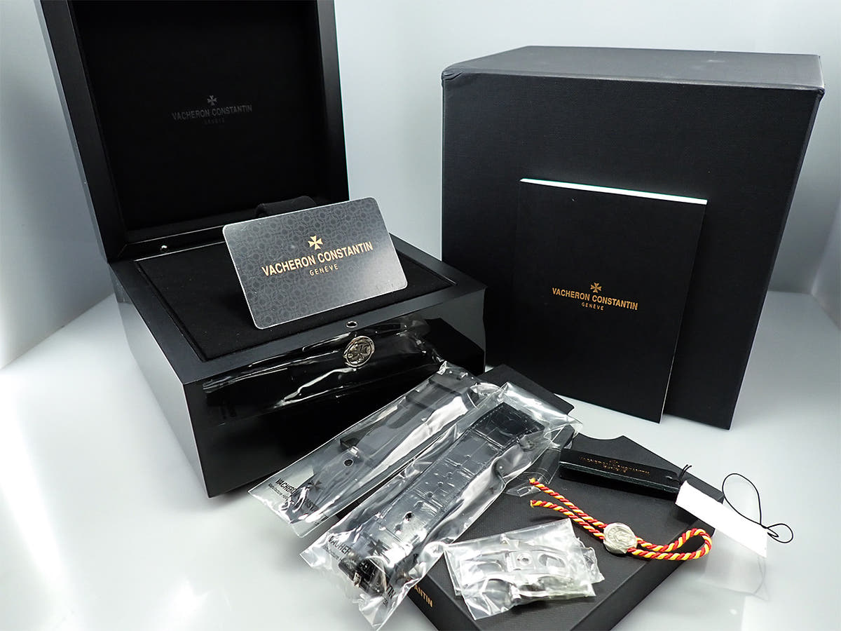 ヴァシュロンコンスタンタン オーヴァーシーズ Ref.4500V/110A-B483 ブラック文字盤 中古 V1S81184