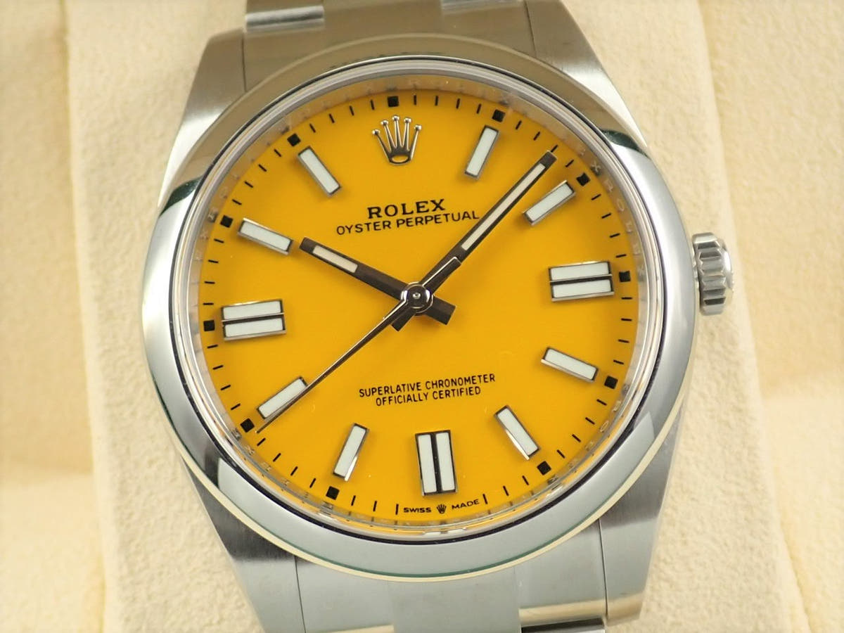 ロレックス オイスターパーペチュアル41 Ref.124300 イエロー文字盤 未使用 J8MZLHXR