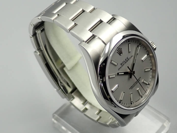 Rolex Oyster Perpetual 39 Ref. 114300 Stainless Steel White Dial