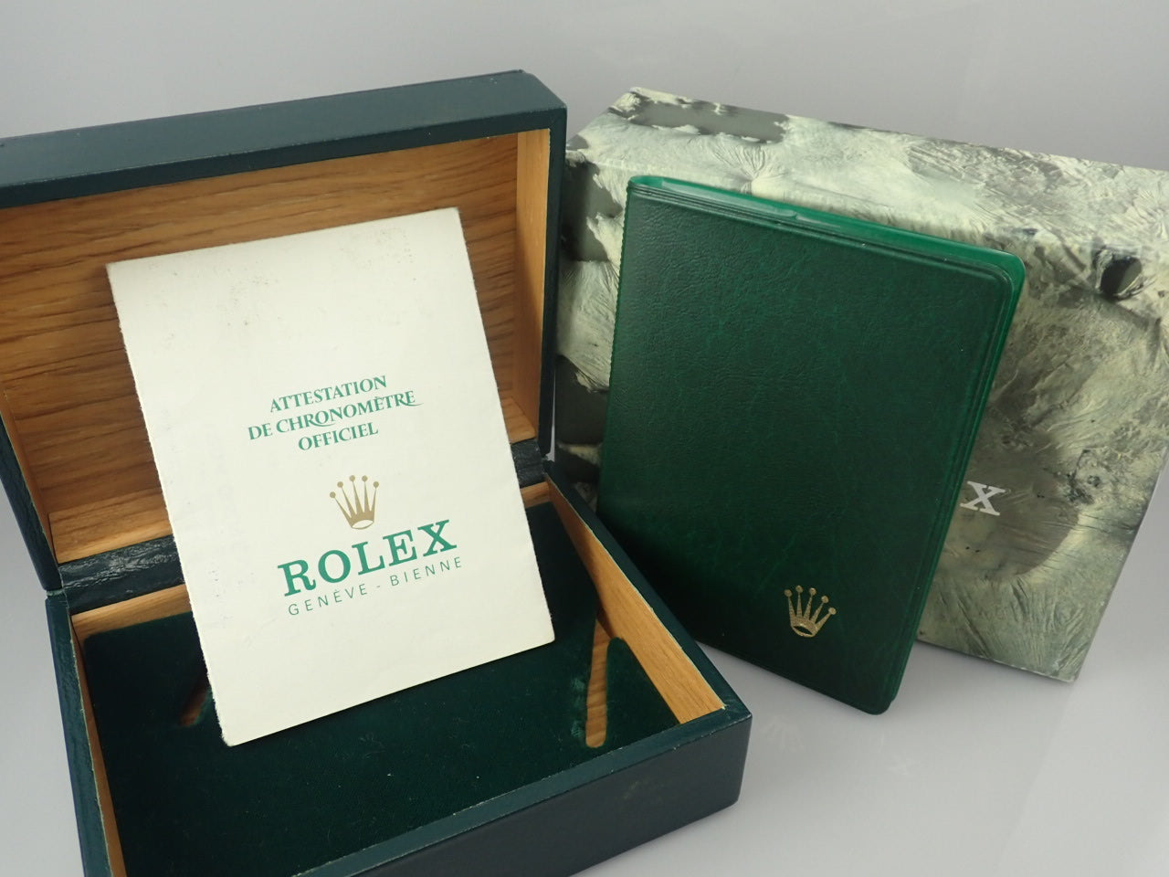 Rolex Oyster Perpetual Date &lt;Warranty, Box, etc.&gt;