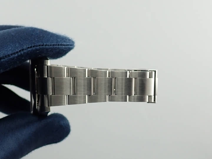 ロレックス オイスターパーペチュアル41 Ref.124300 ステンレススチール ブライトブルー文字盤