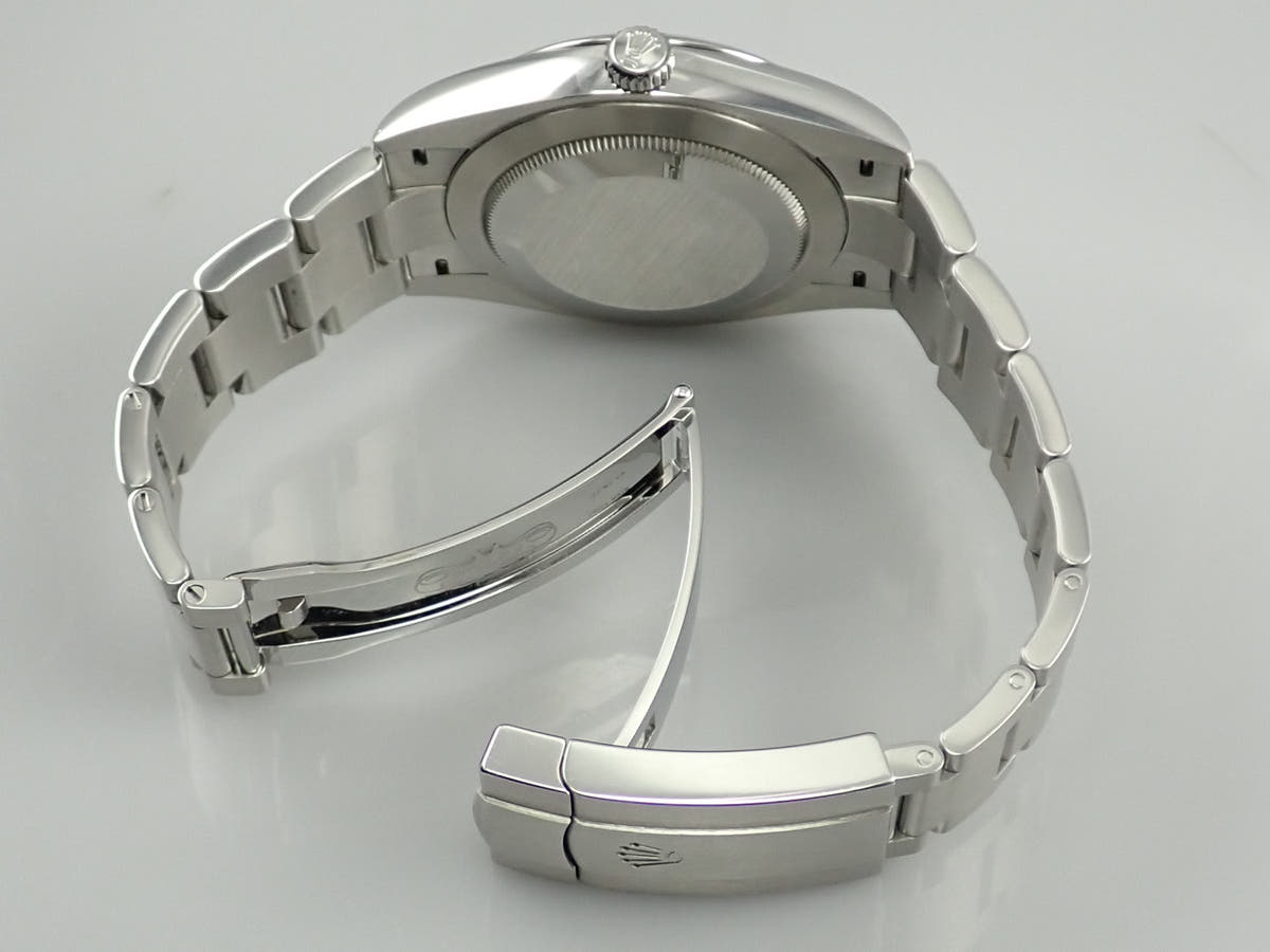 ロレックス オイスターパーペチュアル41 Ref.124300 ブライトブルー文字盤 中古 630PUCJL