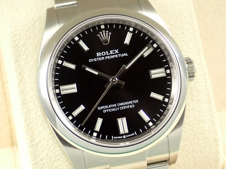 ロレックス オイスターパーペチュアル36 Ref.126000 ステンレススチール ブラック文字盤