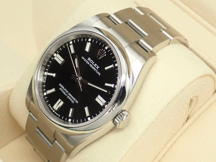 ロレックス オイスターパーペチュアル36 Ref.126000 ステンレススチール ブラック文字盤