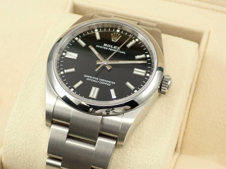 ロレックス オイスターパーペチュアル36 Ref.126000 ステンレススチール ブラック文字盤