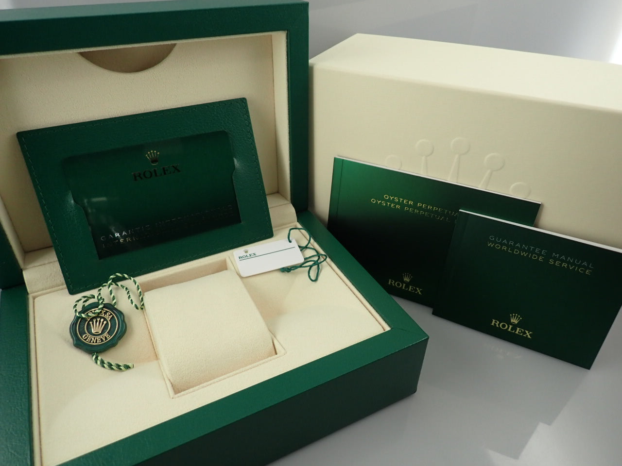 Rolex Oyster Perpetual 31 &lt;Warranty box etc.&gt;