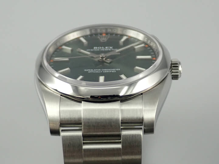 ロレックス オイスターパーペチュアル34 Ref.114200 ステンレススチール オリーブグリーン文字盤