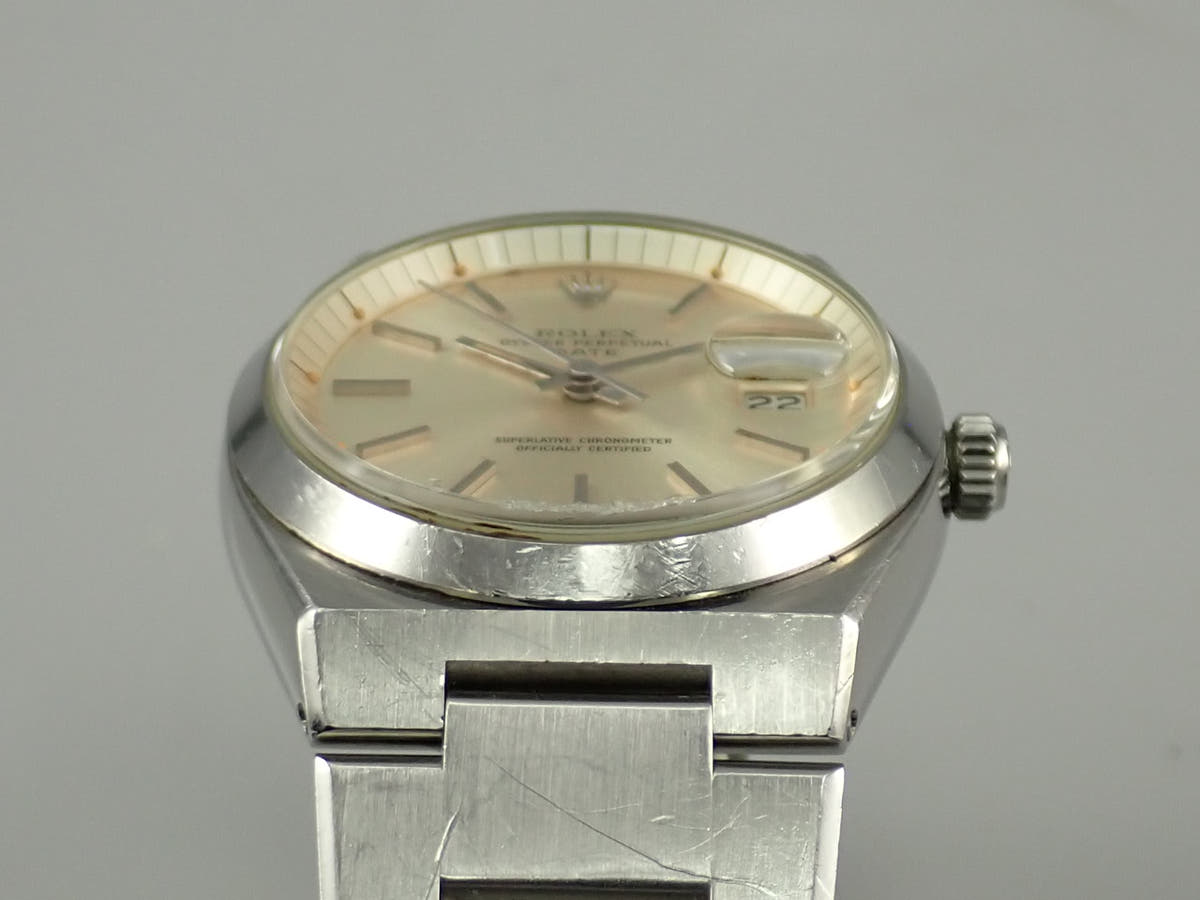 ロレックス オイスターパーペチュアル デイト Ref.1530 シルバー文字盤 中古 1JR4PKVC