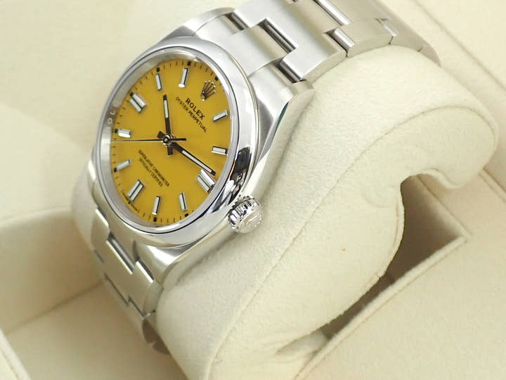 ロレックス オイスターパーペチュアル36 Ref.126000 ステンレススチール イエロー文字盤