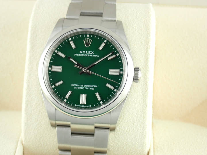 ロレックス オイスターパーペチュアル Ref.126000 グリーン文字盤 未使用 oyster-perpetual-40