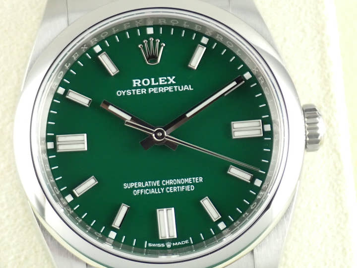ロレックス オイスターパーペチュアル Ref.126000 グリーン文字盤 未使用 oyster-perpetual-40