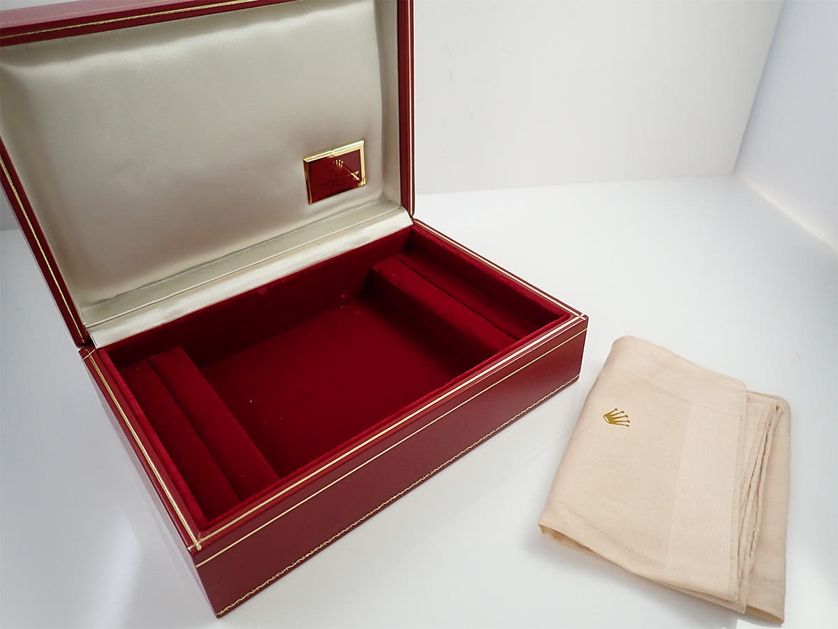 ロレックス オイスターパーペチュアルデイト Ref.1500 シャンパン文字盤 中古 53AXAUMA