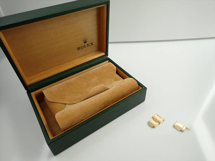 Rolex Oyster Perpetual Ref. 14208 Yellow Gold White Dial