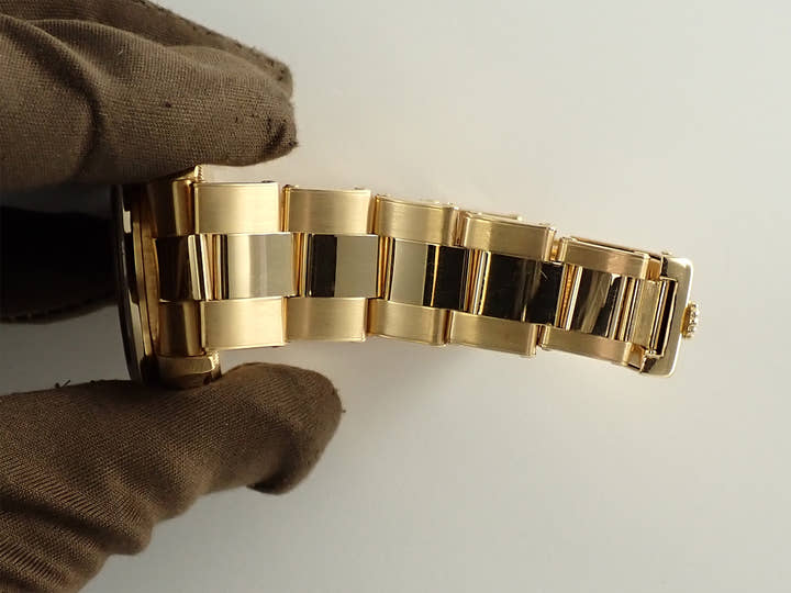 Rolex Oyster Perpetual Ref. 14208 Yellow Gold White Dial