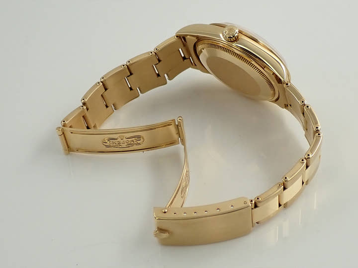 Rolex Oyster Perpetual Ref. 14208 Yellow Gold White Dial
