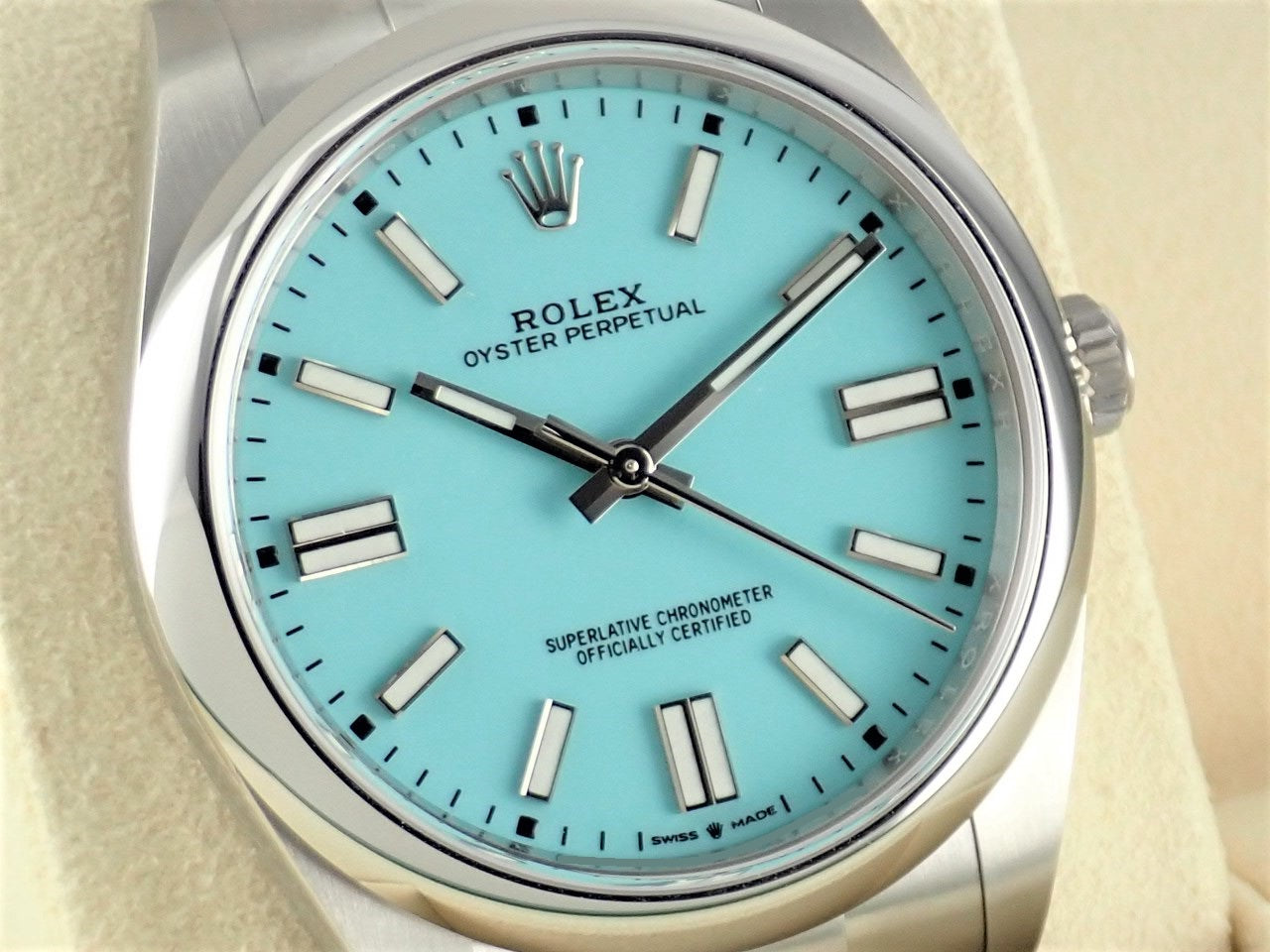 Rolex New Oyster Perpetual 41 Ref.124300