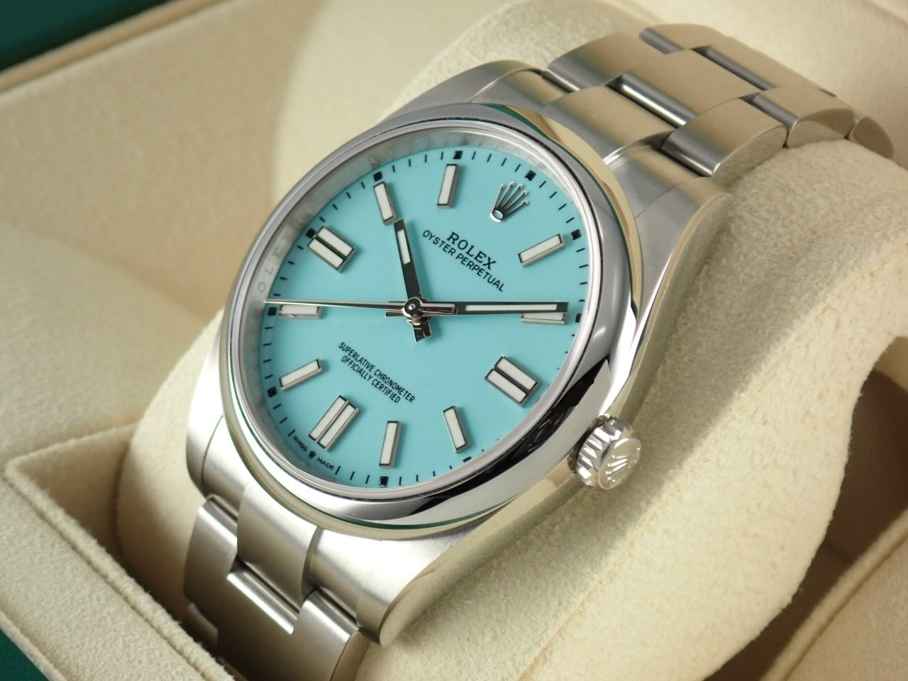 Rolex New Oyster Perpetual 41 Ref.124300