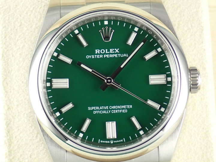 ロレックス オイスターパーペチュアル Ref.126000 グリーン文字盤 中古 oyster-perpetual-53