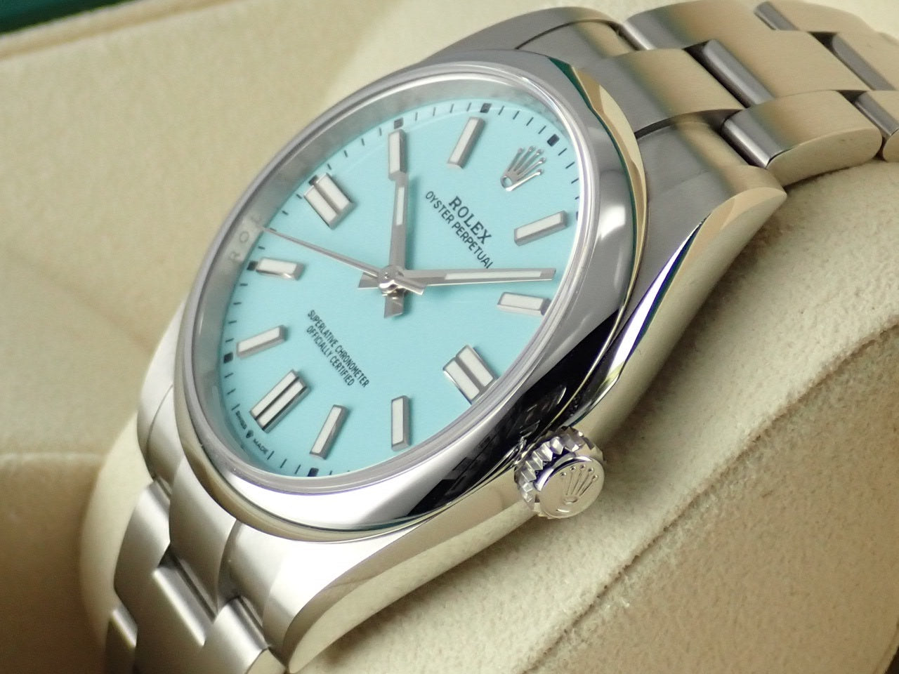 Rolex New Oyster Perpetual 41 Ref.124300