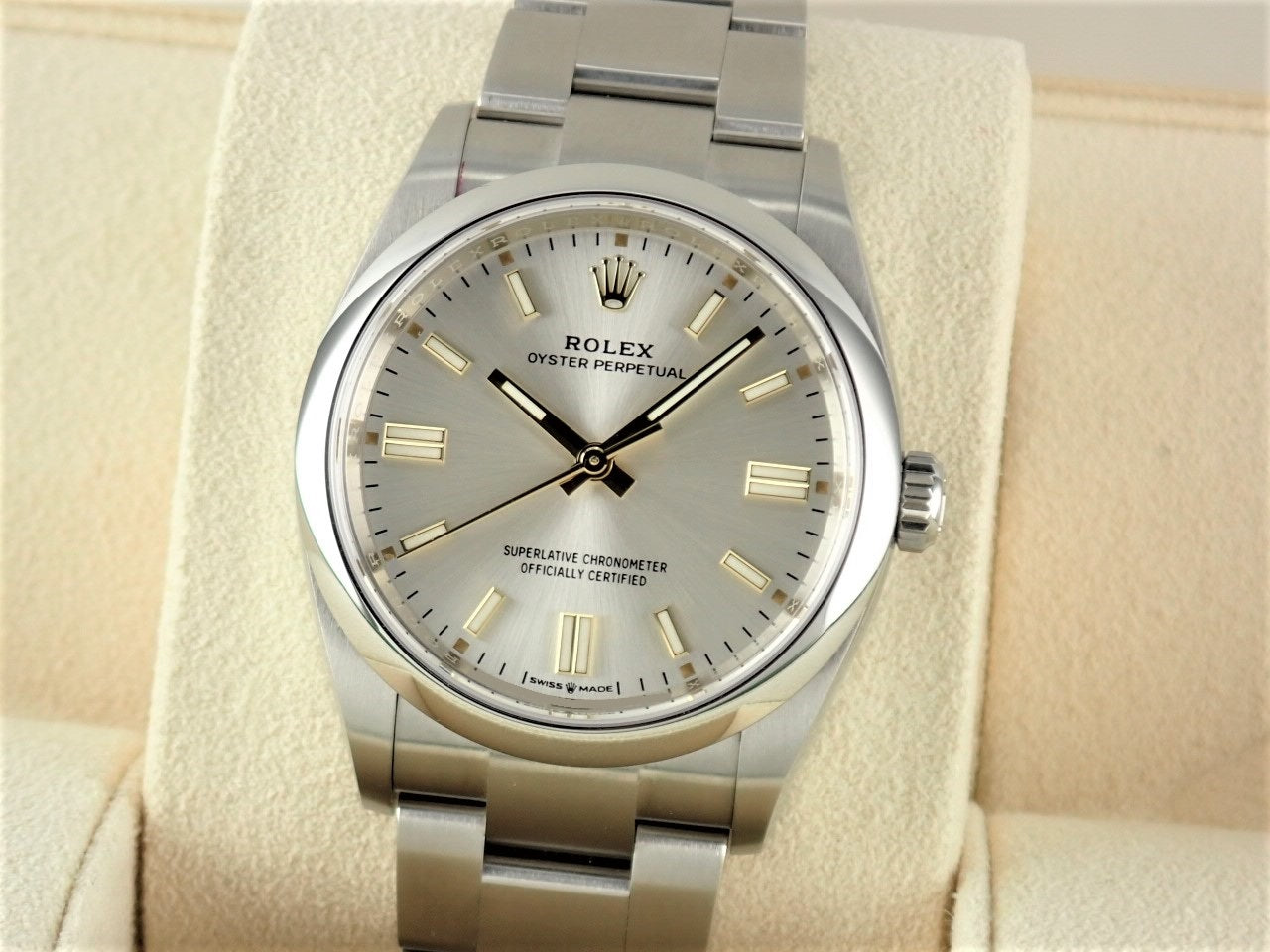 Rolex New Oyster Perpetual 36 Ref.126000