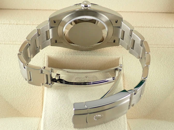 ロレックス オイスターパーペチュアル Ref.124300 グリーン文字盤 未使用 oyster-perpetual-59