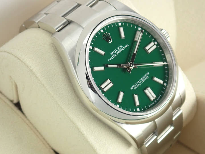 ロレックス オイスターパーペチュアル Ref.124300 グリーン文字盤 未使用 oyster-perpetual-63